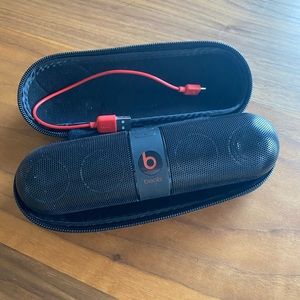 Beats pill blue tooth speaker